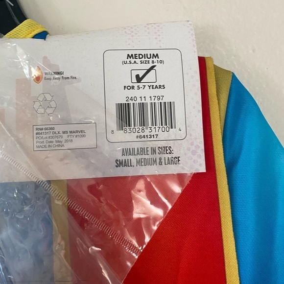 Rubie’s Costumes Ms Marvel Superhero Halloween Costume Girls Size Medium NEW - Picture 4 of 7